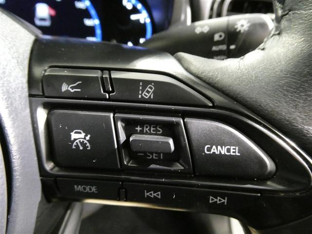 ヤリスクロス ハイブリッドＺ　衝突被害軽減システム　メモリーナビ　フルセグ　バックカメラ　ＥＴＣ　ミュージックプレイヤー接続可　オートクルーズコントロール　ＬＥＤヘッドランプ　スマートキー　キーレス　ハイブリッド　ワンオーナー（27枚目）