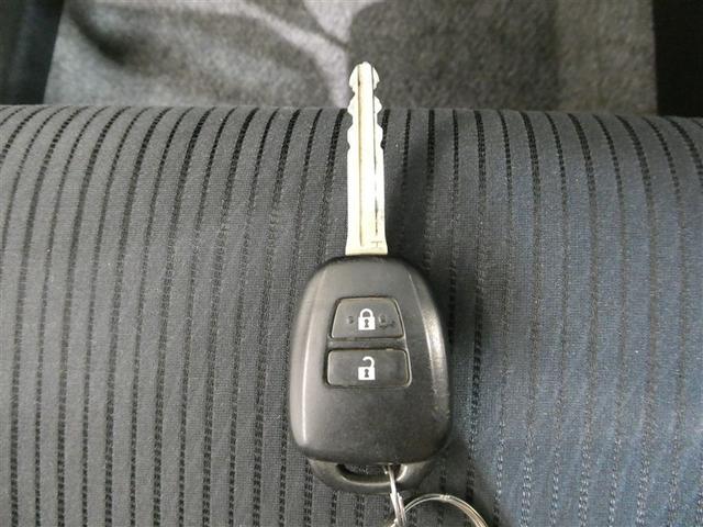 プロボックス ハイブリッドＦ　衝突被害軽減システム　メモリーナビ　フルセグ　バックカメラ　ＥＴＣ　ＣＤ　ミュージックプレイヤー接続可　ＤＶＤ再生　キーレス　ハイブリッド　ワンオーナー（32枚目）