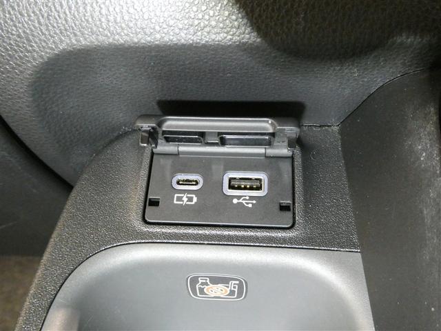 シエンタ ハイブリッドZ 衝突被害軽減システム メモリーナビ フルセグ バックカメラ ETC ミュージックプレイヤー接続可 オートクルーズコントロール LEDヘッドランプ 両側電動スライド スマートキー キーレス ハイブリッド(32枚目)