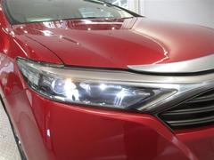 ＬＥＤヘッドライトです。デザイン性がよくとても明るいので、夜間の走行や悪天候でも安心です。しかも長寿命！ 7