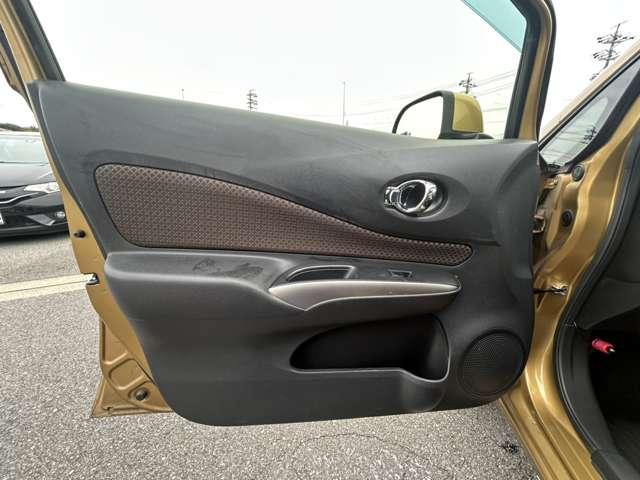 ノート メダリスト　エマージェンシーブレーキパッケージ　禁煙　ナビＴＶ　スマキ―　ＥＴＣ　サイドバイザー　ＡＡＣ　保証付き（21枚目）