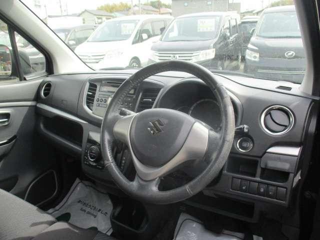 全国納車させて頂きます。遠方のお客様も是非お問い合わせください。格安陸送でご案内させて頂いてます。引き取りに店頭納車可能