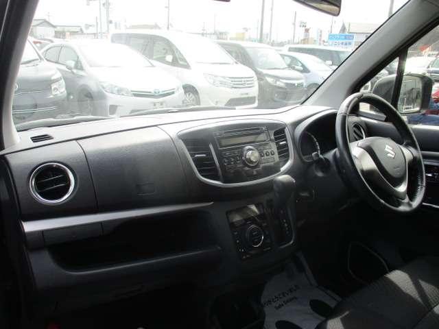 程度が悪い車が安いのは当たり前です。当店はコストを安く！薄利多売価格設定お客様が良い車両をお買い求め安くだけをこだわってます。少し年式古くても程度の良い車は沢山あります。