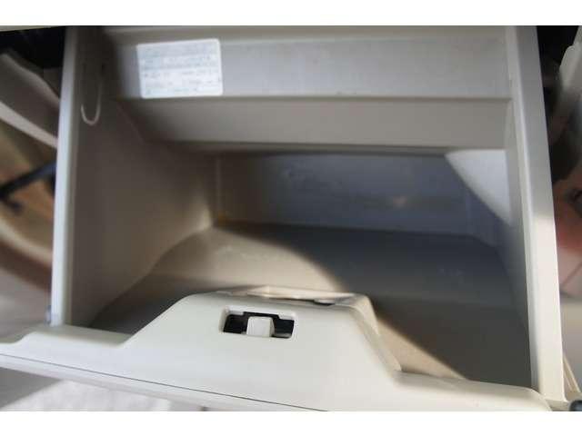 N-BOX G・Lパッケージ 禁煙 スマキ― ディスプレイオーディオ アイスト アルミ キセノン(20枚目)