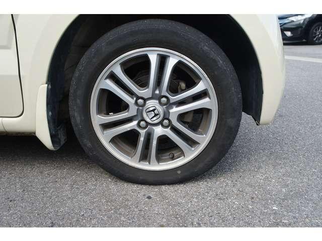 N-BOX G・Lパッケージ 禁煙 スマキ― ディスプレイオーディオ アイスト アルミ キセノン(30枚目)