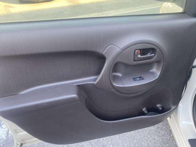 パッソ X クツロギ 禁煙 ナビTV スマキ― アルミ サイドバイザー(23枚目)