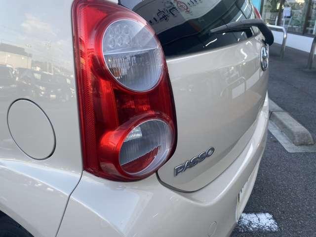 パッソ X クツロギ 禁煙 ナビTV スマキ― アルミ サイドバイザー(26枚目)