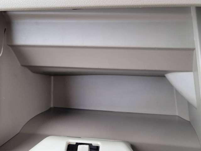 N-BOX G 禁煙 スマキ― CD サイドバイザー 両側スライド(13枚目)