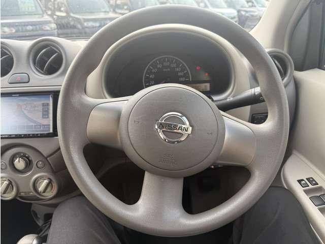 マーチ １２Ｘ　禁煙　ナビ　ＴＶ　スマキ―　ＥＴＣ　純正アルミ　保証付（24枚目）