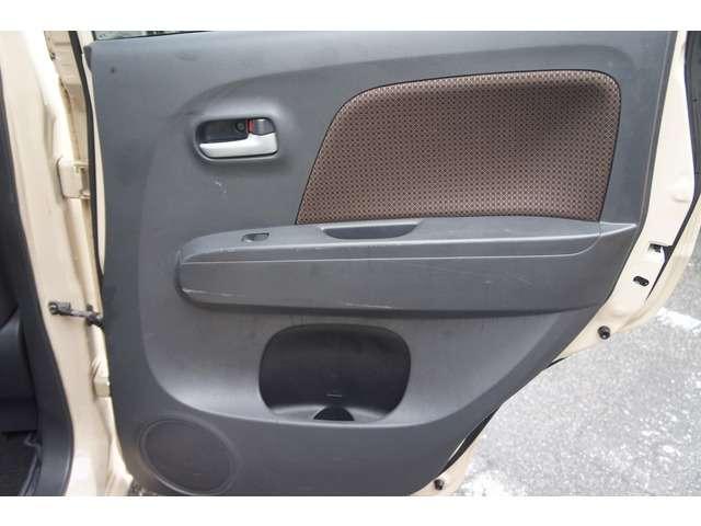 ＭＲワゴン Ｘ　禁煙　スマキ―　プッシュスタート　Ｂモニター　サイドバイザー　ＡＢＳ（36枚目）