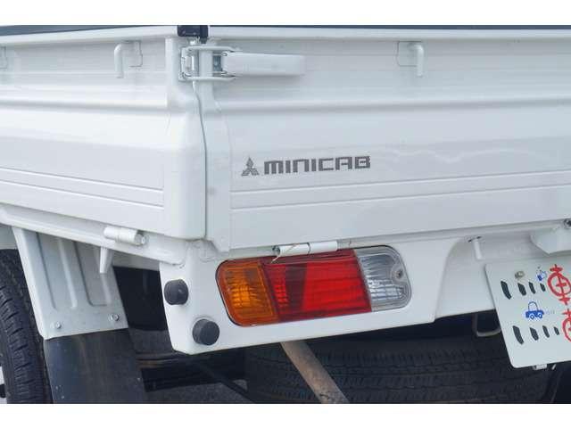 ミニキャブトラック Ｖタイプ　禁煙　４ＷＤ　エアコン　５速マニュアル（2枚目）