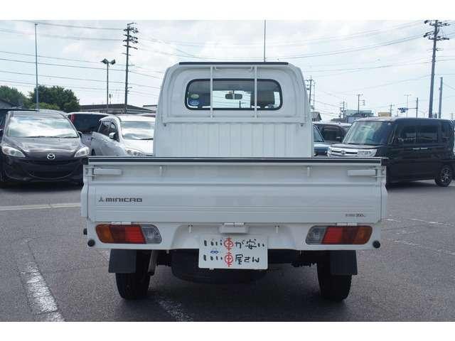 ミニキャブトラック Ｖタイプ　禁煙　４ＷＤ　エアコン　５速マニュアル（3枚目）