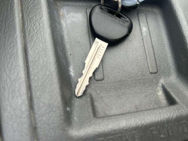 ミニキャブトラック Ｖタイプ　禁煙　エアコン　パワステ　３方開き　保証付き（30枚目）