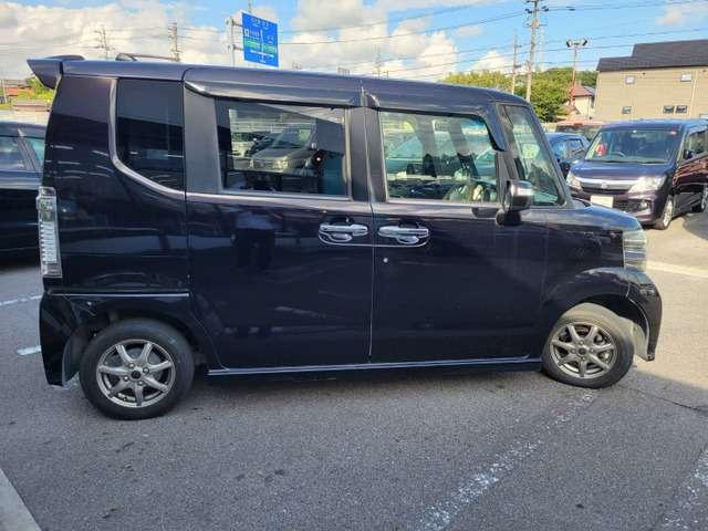 Ｎ－ＢＯＸカスタム Ｇ　ＳＳパッケージ　禁煙　ナビＴＶ　スマキ―　両側電動スラ　キセノン　アルミ　ＡＡＣ　ＳＲＳ　ＡＢＳ　保証付き（20枚目）