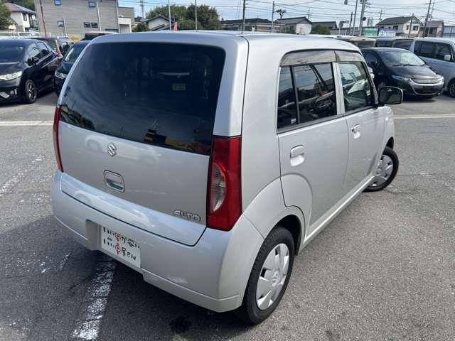 アルト ６６０　Ｇ　ＩＩ　禁煙　５速マニュアル　エアコン　パワステ　サイドバイザー　キーレス（6枚目）