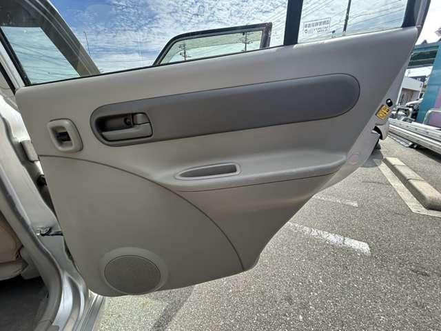 アルト ６６０　Ｇ　ＩＩ　禁煙　５速マニュアル　エアコン　パワステ　サイドバイザー　キーレス（26枚目）