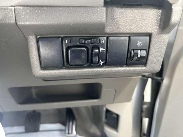 アルト ６６０　Ｇ　ＩＩ　禁煙　５速マニュアル　エアコン　パワステ　サイドバイザー　キーレス（34枚目）