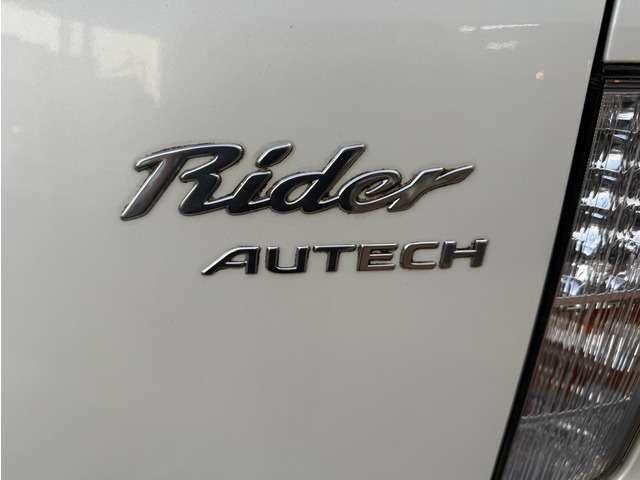 エルグランド ２．５　ライダー　ナビＴＶ　スマキ―　両側電スラ　後席モニター　レザーシート　Ｗエアコン（13枚目）