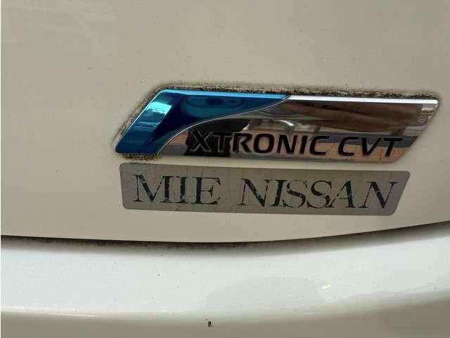 エルグランド ２．５　ライダー　ナビＴＶ　スマキ―　両側電スラ　後席モニター　レザーシート　Ｗエアコン（14枚目）