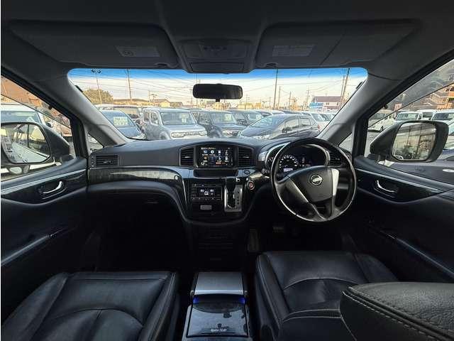 エルグランド ２．５　ライダー　ナビＴＶ　スマキ―　両側電スラ　後席モニター　レザーシート　Ｗエアコン（33枚目）