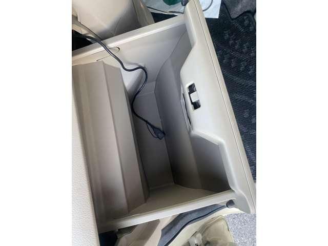 Ｎ－ＢＯＸ Ｇ　禁煙　ナビＴＶ　スマキ―　Ｐスタート　アルミ　サイドバイザー　保証付き（26枚目）