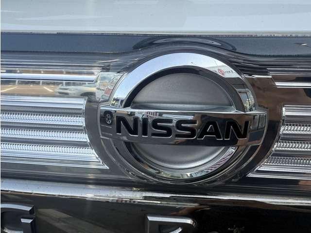 エルグランド ２５０ハイウェイスター　禁煙　ナビＴＶ　スマキ―　電スラ　後席モニター（8枚目）