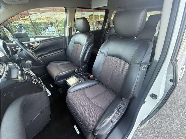 エルグランド ２５０ハイウェイスター　禁煙　ナビＴＶ　スマキ―　電スラ　後席モニター（16枚目）