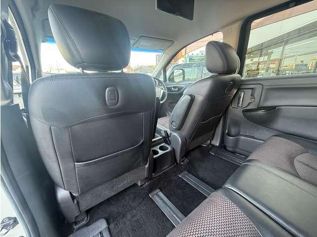 エルグランド ２５０ハイウェイスター　禁煙　ナビＴＶ　スマキ―　電スラ　後席モニター（19枚目）