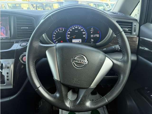 エルグランド ２５０ハイウェイスター　禁煙　ナビＴＶ　スマキ―　電スラ　後席モニター（23枚目）