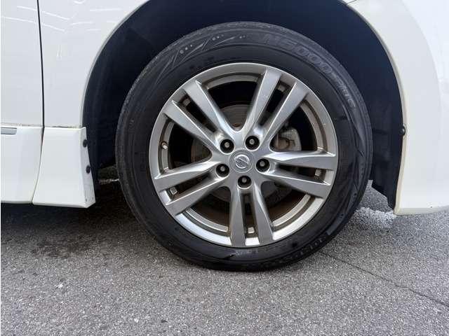 エルグランド ２５０ハイウェイスター　禁煙　ナビＴＶ　スマキ―　電スラ　後席モニター（34枚目）