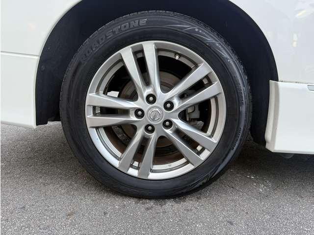 エルグランド ２５０ハイウェイスター　禁煙　ナビＴＶ　スマキ―　電スラ　後席モニター（35枚目）