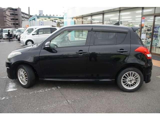 スイフト ＲＳ　禁煙　ナビＴＶ　スマキ―　５速ＭＴ　クルコン　ＥＴＣ　アルミ　サイドバイザー　保証付き（9枚目）