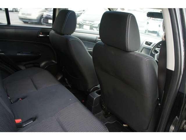 スイフト ＲＳ　禁煙　ナビＴＶ　スマキ―　５速ＭＴ　クルコン　ＥＴＣ　アルミ　サイドバイザー　保証付き（25枚目）