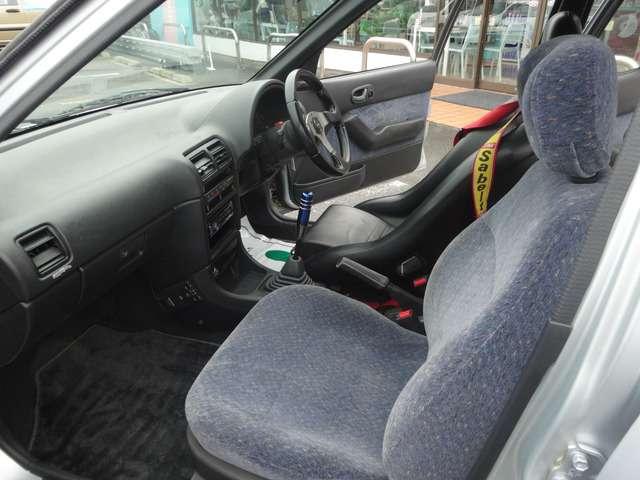 カルタス Ｇ　禁煙　ＣＤ　社外ハンドル　Ｆシート　ローダウン　ＡＷ（18枚目）