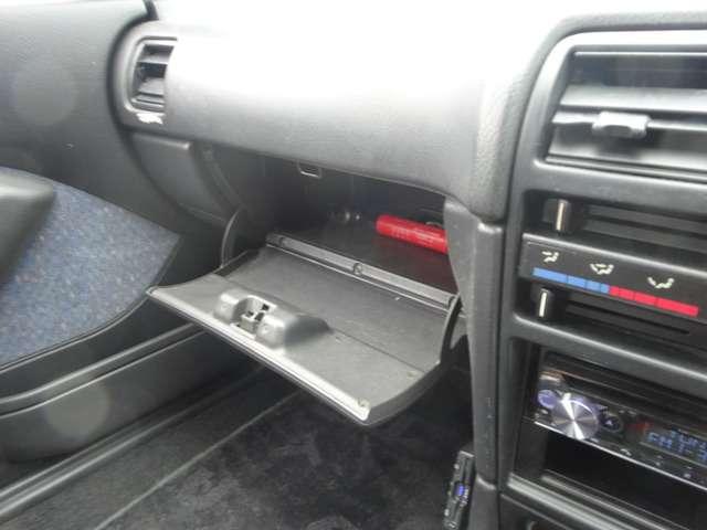 カルタス Ｇ　禁煙　ＣＤ　社外ハンドル　Ｆシート　ローダウン　ＡＷ（31枚目）