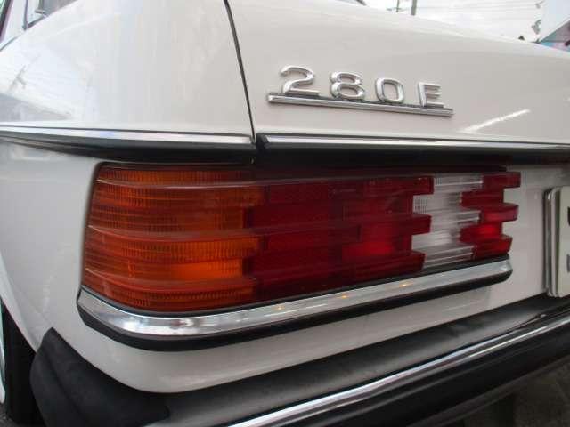 ミディアムクラス 280E 正規ディーラー車 左H ETC クルコン 記録簿 Fマット(8枚目)