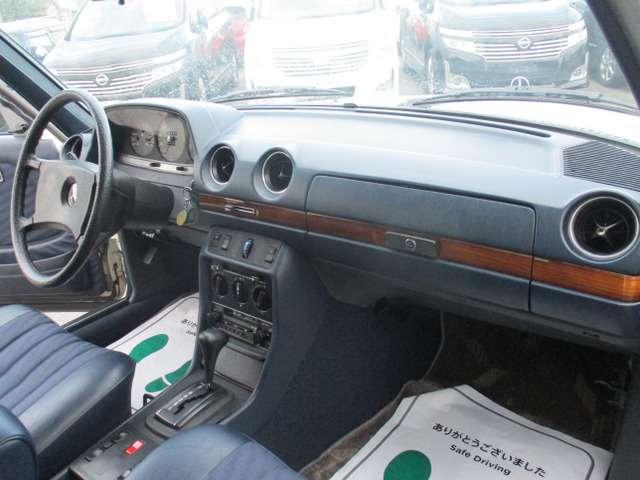 ミディアムクラス 280E 正規ディーラー車 左H ETC クルコン 記録簿 Fマット(12枚目)