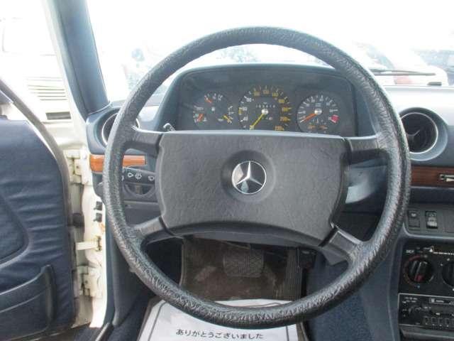 ミディアムクラス 280E 正規ディーラー車 左H ETC クルコン 記録簿 Fマット(22枚目)