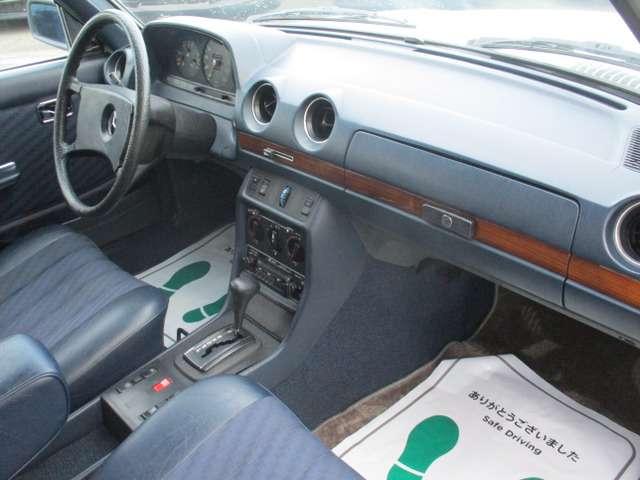 ミディアムクラス 280E 正規ディーラー車 左H ETC クルコン 記録簿 Fマット(28枚目)