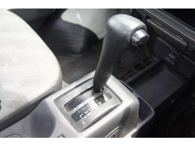 キャリイトラック KCエアコン・パワステ 3方開 オートマ エアコン パワステ 3方開き(18枚目)