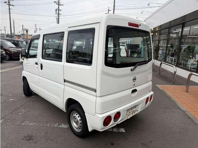 クリッパーバン ＤＸ　禁煙　オートマ　エアコン　パワステ　サイドバイザー　保証付き（5枚目）