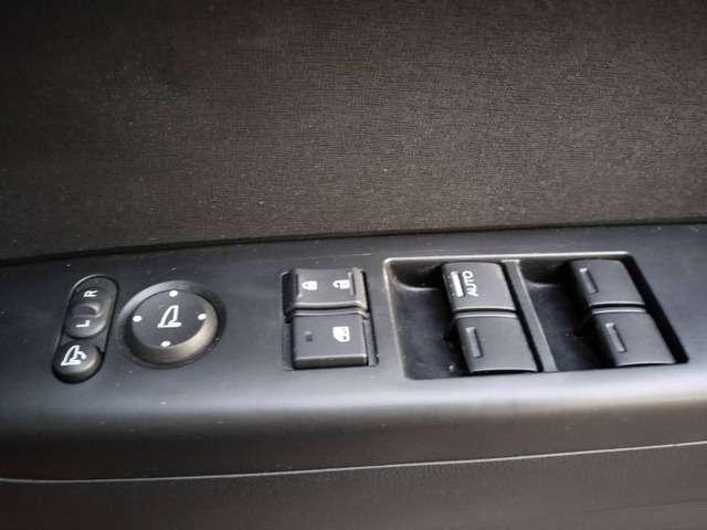 Ｎ－ＢＯＸ Ｇ・Ｌパッケージ　禁煙　Ｂカメ　ナビＴＶ　ＢＴ　電動スラ　保証付き（19枚目）