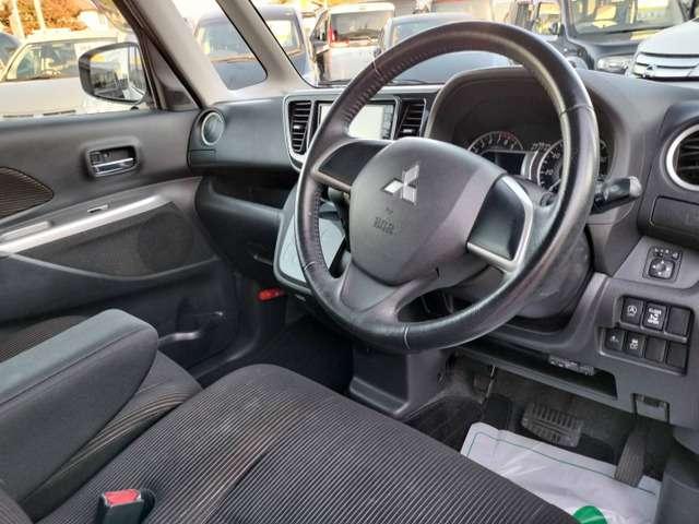 きちんとメンテナンスしてある車まだまだ乗れます。そんなお車を当店は乗り出し１０万〜３０万ぐらいの価格中心にて在庫してます。事故歴、修復歴、メーター改ざん車のお車は基本的に仕入れしません