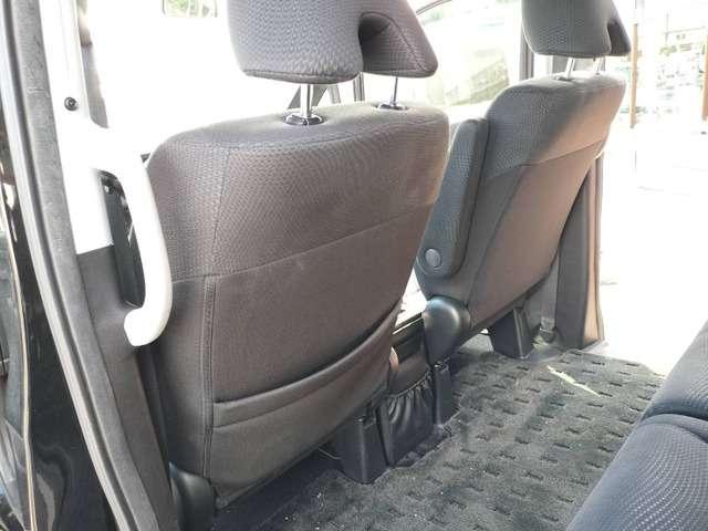 ステップワゴンスパーダ Ｓ　パワーエディション　禁煙　ナビＴＶ　スマキ―　後席モニター　Ｂカメ　ＥＴＣ　アイスト（19枚目）