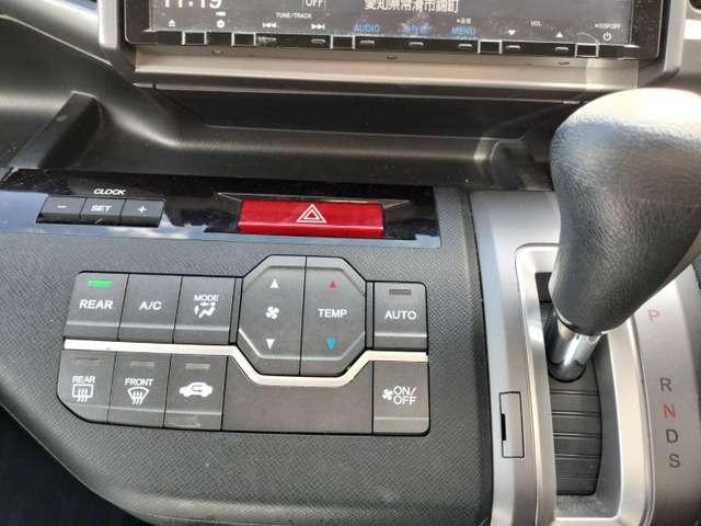 ステップワゴンスパーダ Ｓ　パワーエディション　禁煙　ナビＴＶ　スマキ―　後席モニター　Ｂカメ　ＥＴＣ　アイスト（29枚目）