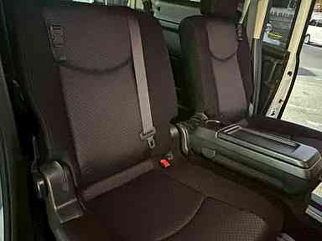 セレナ ハイウェイスター　Ｓ－ハイブリッド　ナビ　ＴＶ　Ｂカメ　Ｒモニター　電動スラ（32枚目）