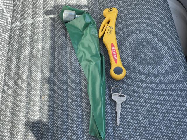 ハイゼットトラック スペシャル　禁煙　３方開　パワステ　エアコン　ＭＴ車（13枚目）