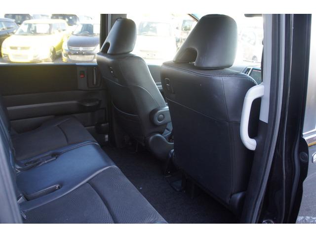 ステップワゴンスパーダ 　禁煙　９ナビ　Ｂカメ　両側電動　ＥＴＣ（12枚目）