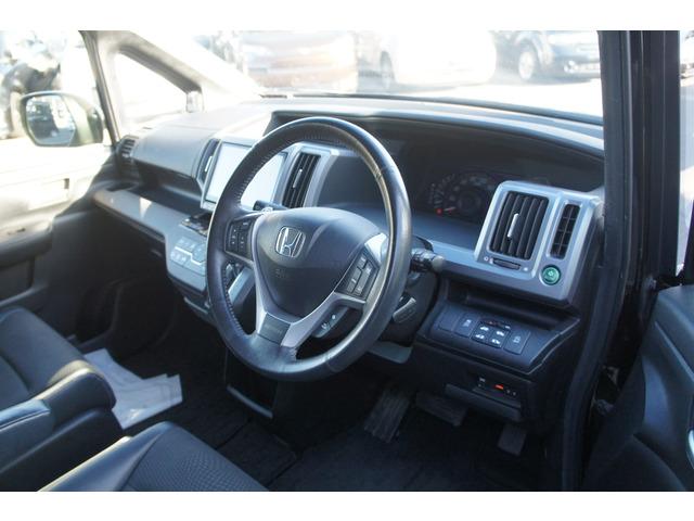 ステップワゴンスパーダ 　禁煙　９ナビ　Ｂカメ　両側電動　ＥＴＣ（24枚目）