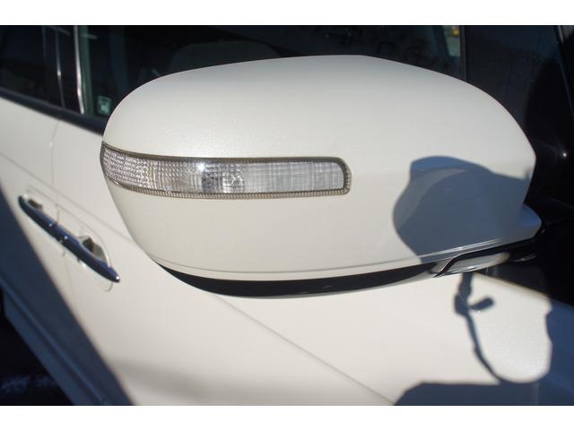 エリシオン 　禁煙　ナビ　ＴＶ　電動スライド　ＥＴＣ（18枚目）